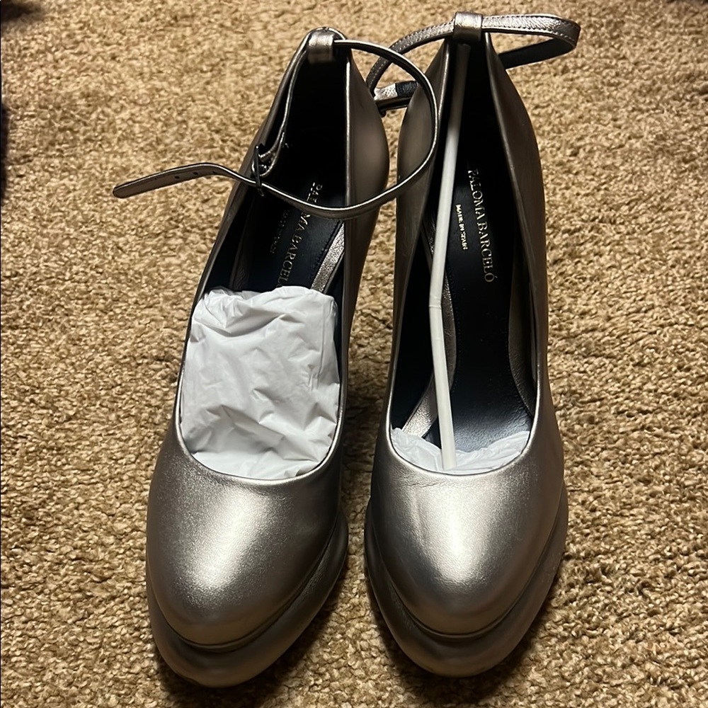 Paloma Barcelo Napa Metal Solebrena Women's Shoes size 7